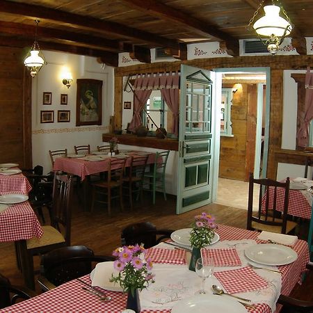 Hotel Risnjak ديلنايس المظهر الخارجي الصورة