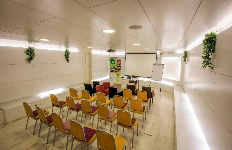 Hotel Risnjak ديلنايس المظهر الخارجي الصورة