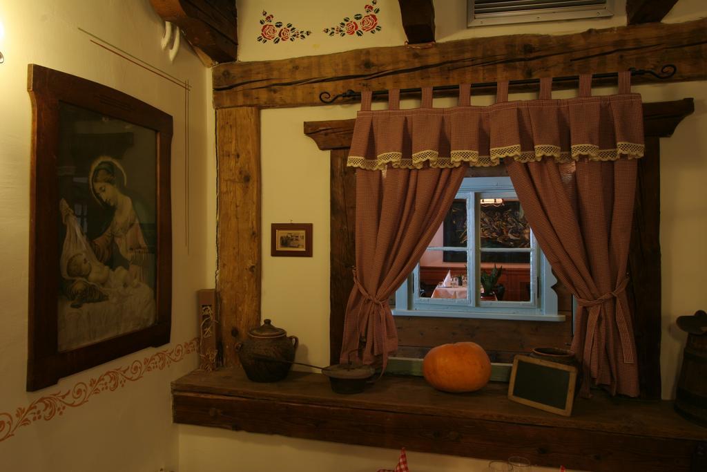 Hotel Risnjak ديلنايس المظهر الخارجي الصورة